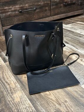 Michael Kors Trista Tote Large NWOT